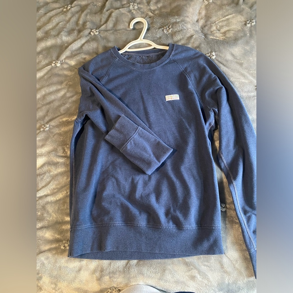 Patigonia Crewneck